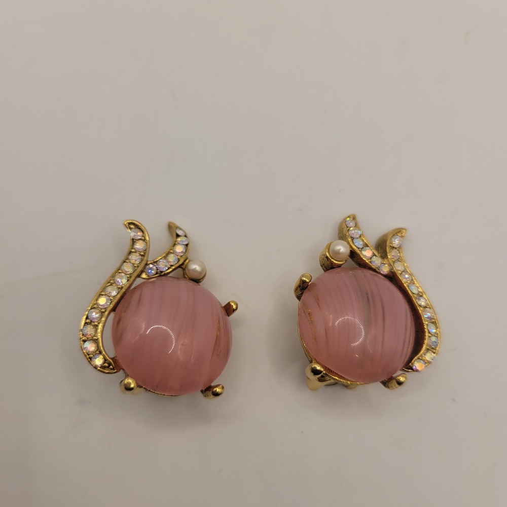Vintage Pink and Gold Rhinestone Clip Earrings